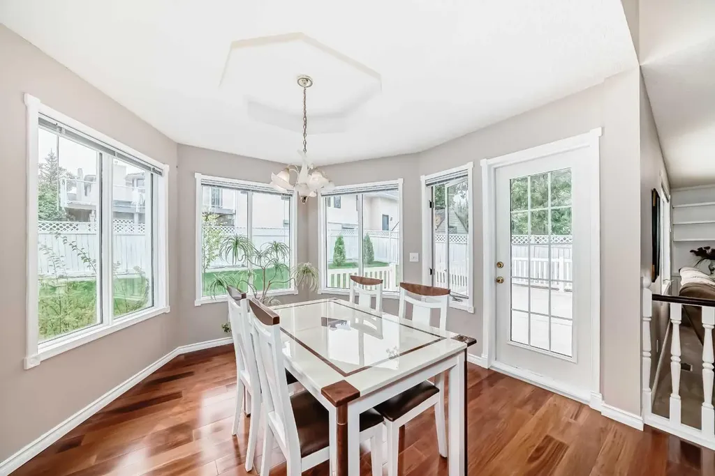 1405 Shawnee Road SW Calgary AB T2Y 2T1