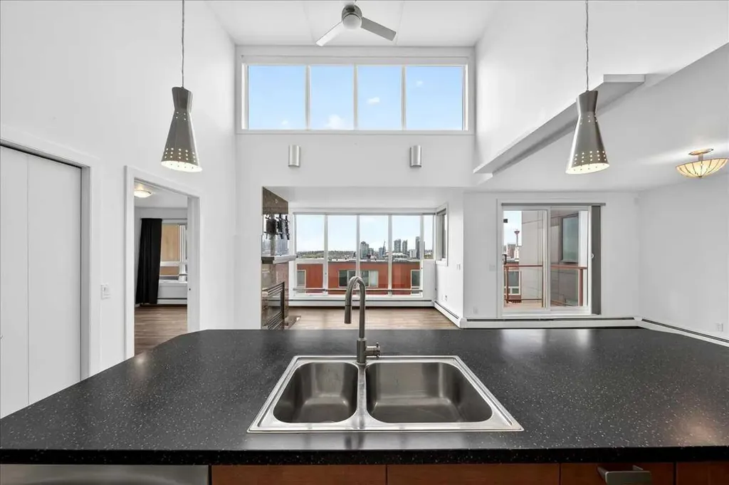 603 7 Avenue NE Calgary AB T2E 0N4