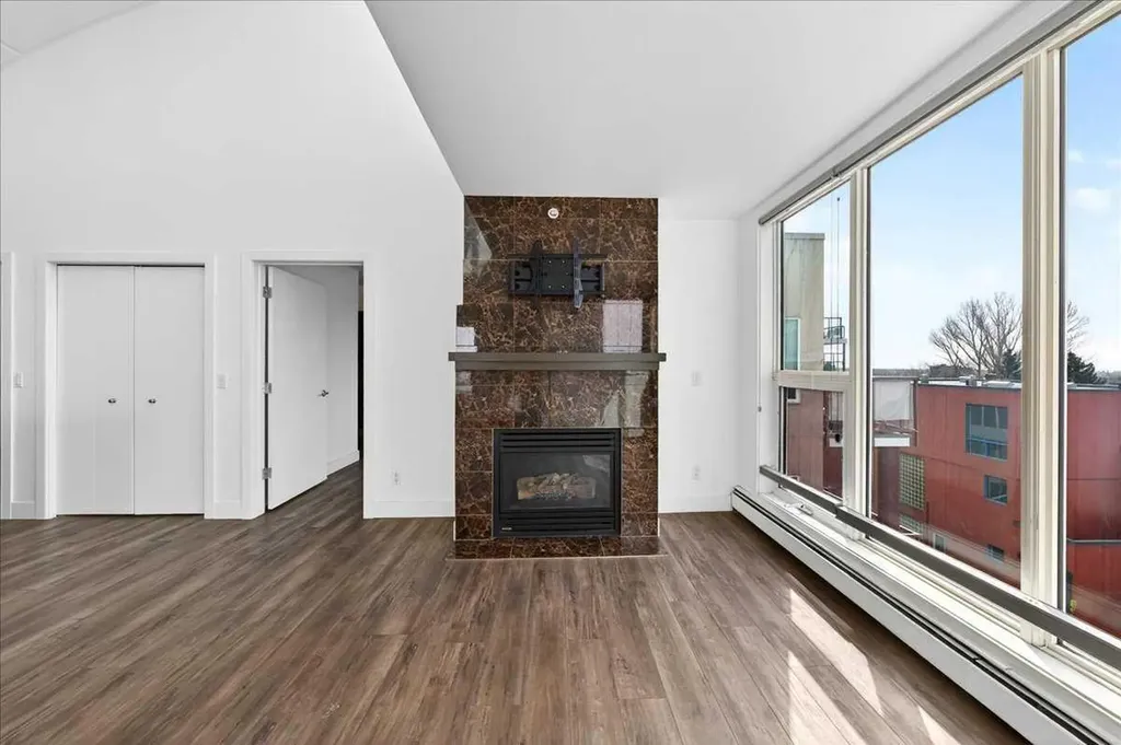 603 7 Avenue NE Calgary AB T2E 0N4