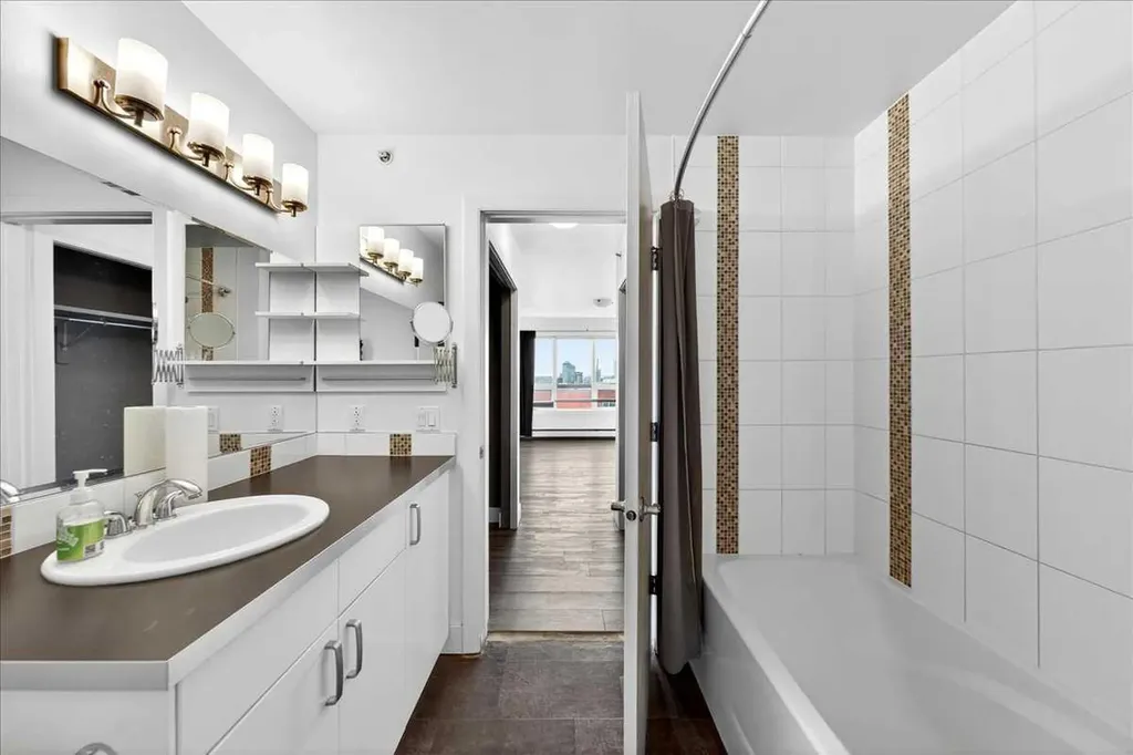 603 7 Avenue NE Calgary AB T2E 0N4