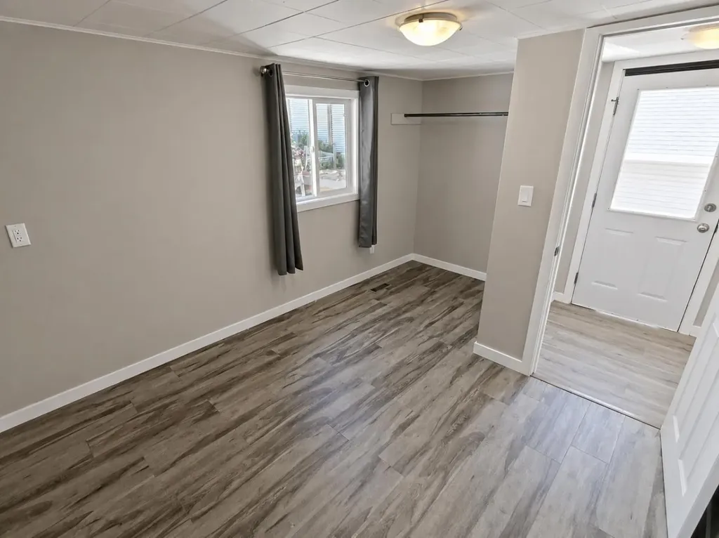 18 Maple Street Okotoks AB T1S 1J6
