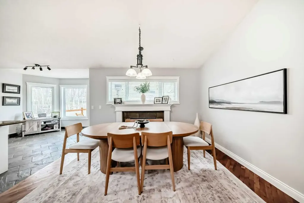 260 Westchester Way Chestermere AB T1X 1E2