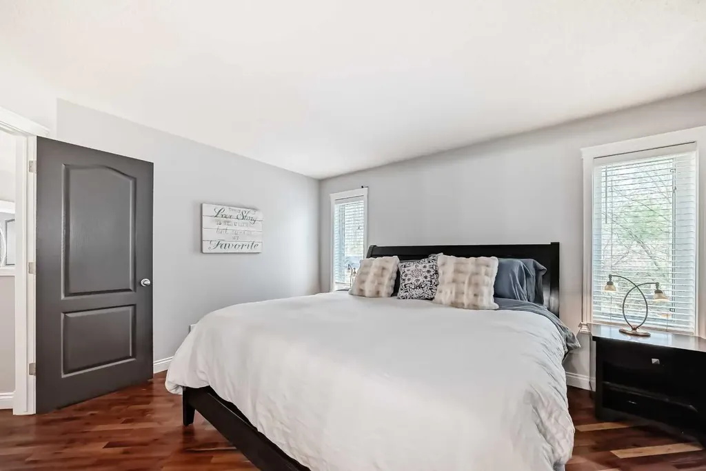 260 Westchester Way Chestermere AB T1X 1E2