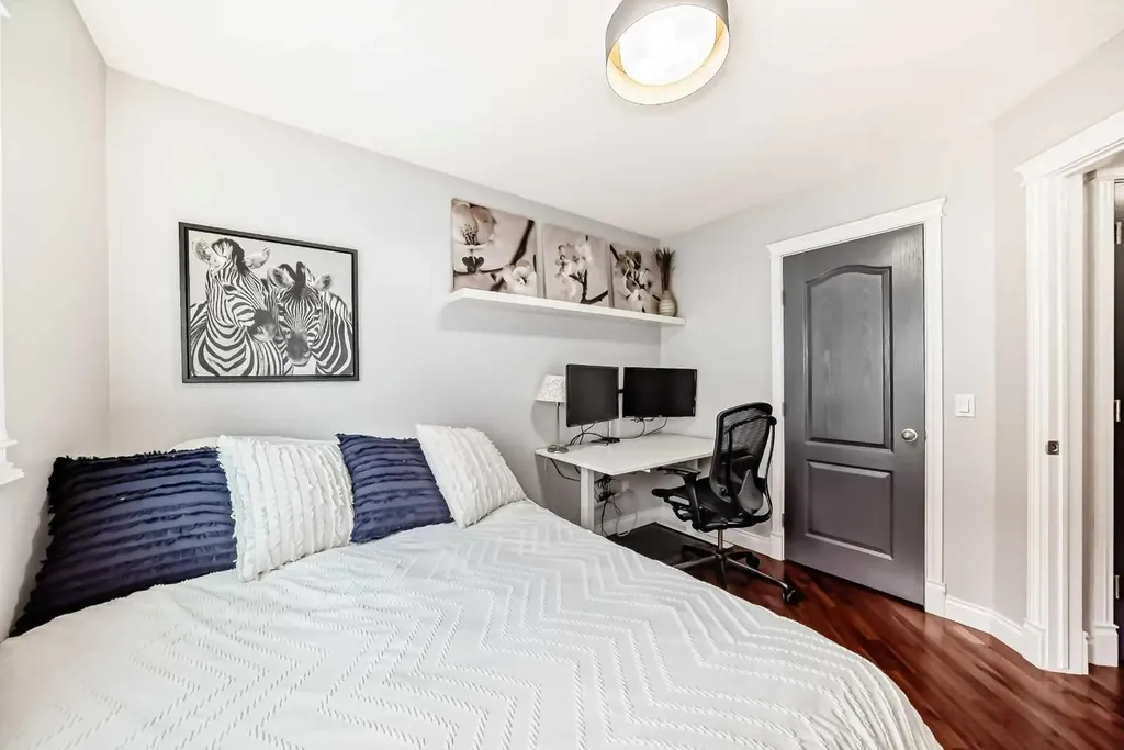 260 Westchester Way Chestermere AB T1X 1E2