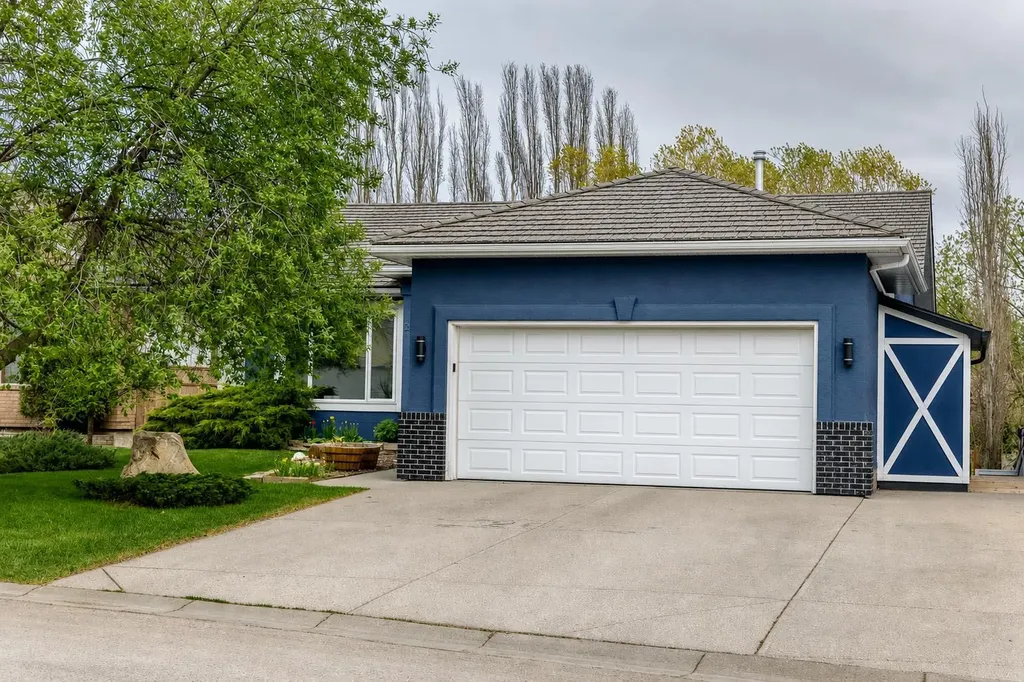 260 Westchester Way Chestermere AB T1X 1E2