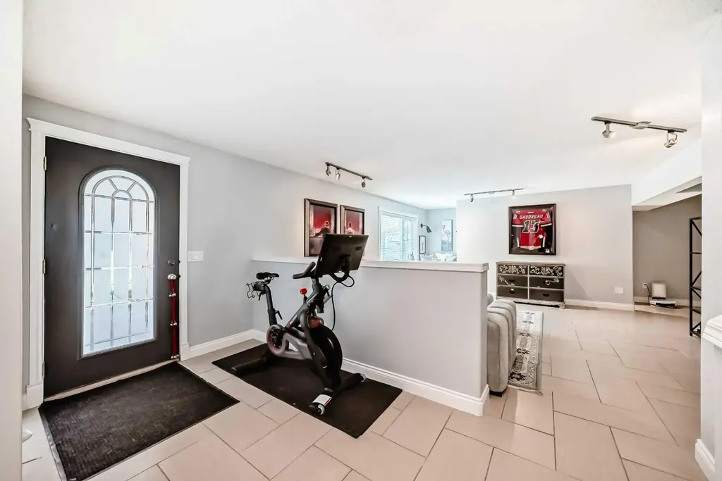 260 Westchester Way Chestermere AB T1X 1E2