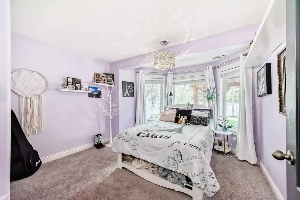 260 Westchester Way Chestermere AB T1X 1E2