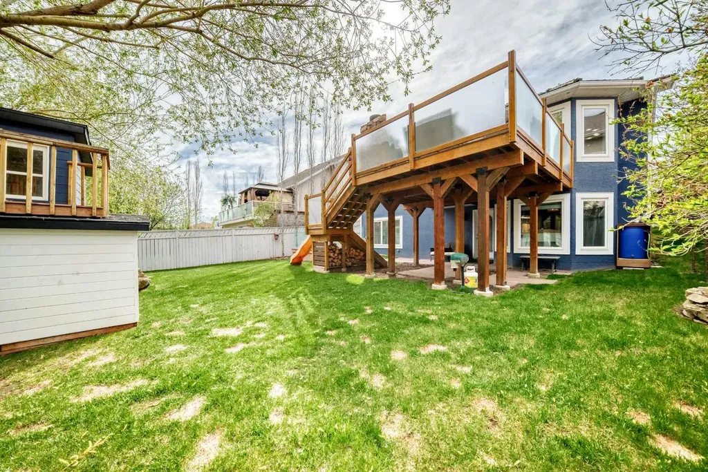 260 Westchester Way Chestermere AB T1X 1E2