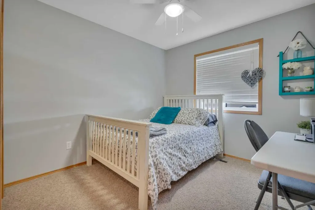 4344 60a Avenue Crescent Innisfail AB T4G 1L2