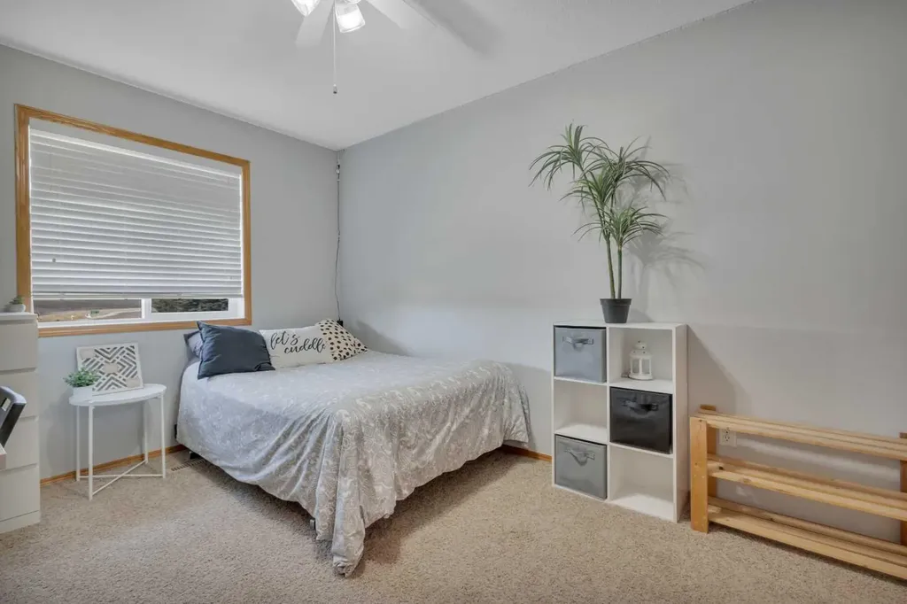 4344 60a Avenue Crescent Innisfail AB T4G 1L2