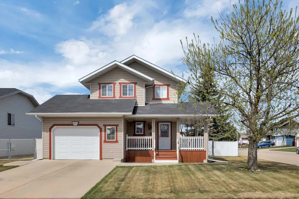 4344 60a Avenue Crescent Innisfail AB T4G 1L2