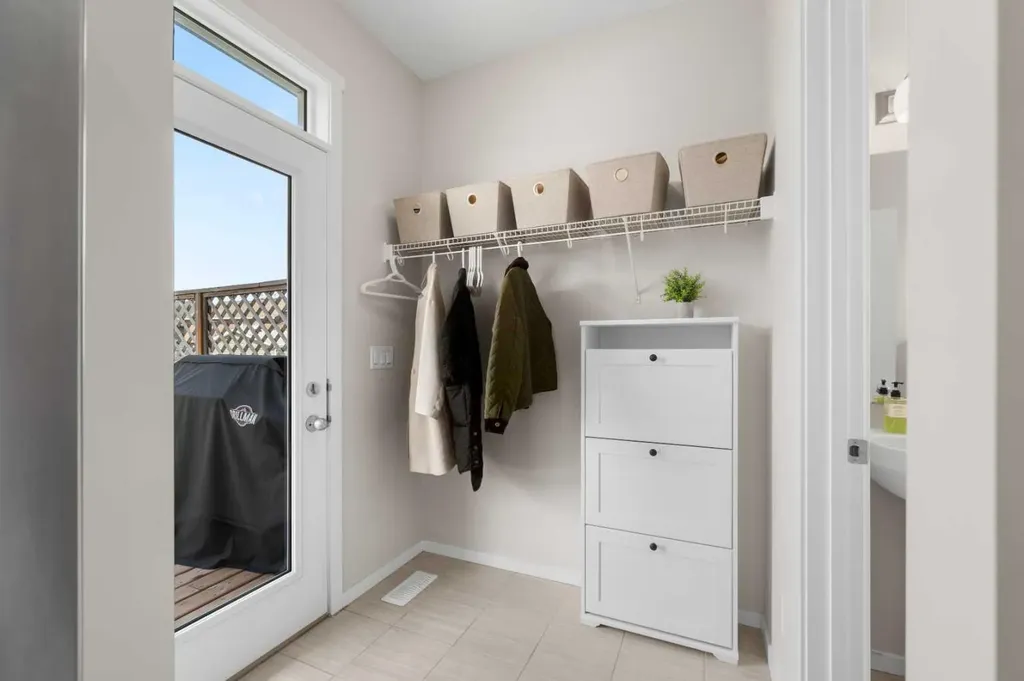 114 Auburn Meadows Avenue SE Calgary AB T3M 2E6