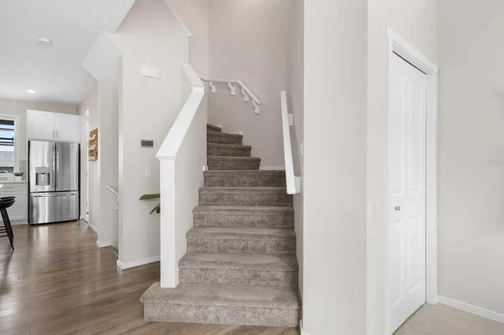 114 Auburn Meadows Avenue SE Calgary AB T3M 2E6