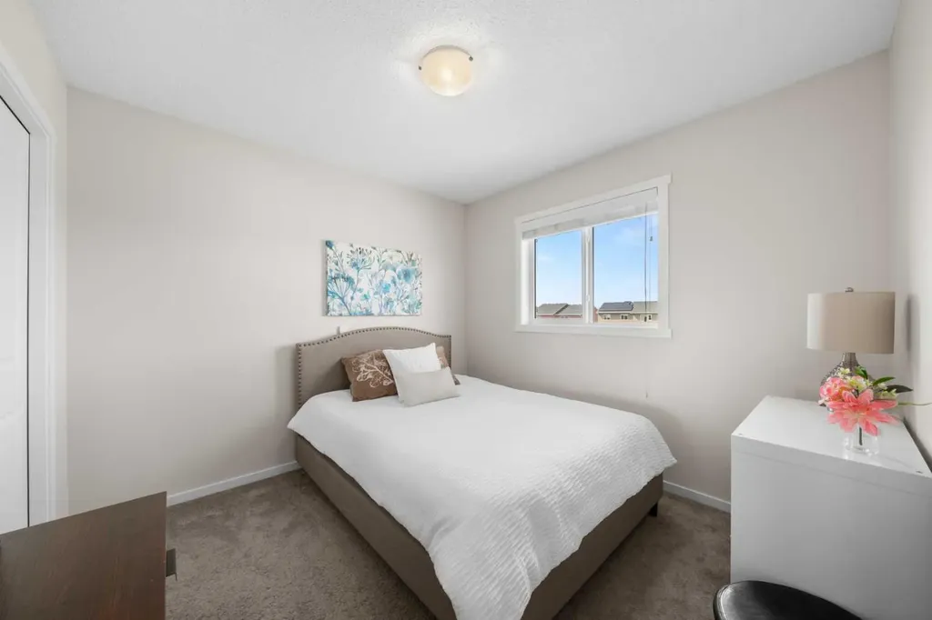 114 Auburn Meadows Avenue SE Calgary AB T3M 2E6