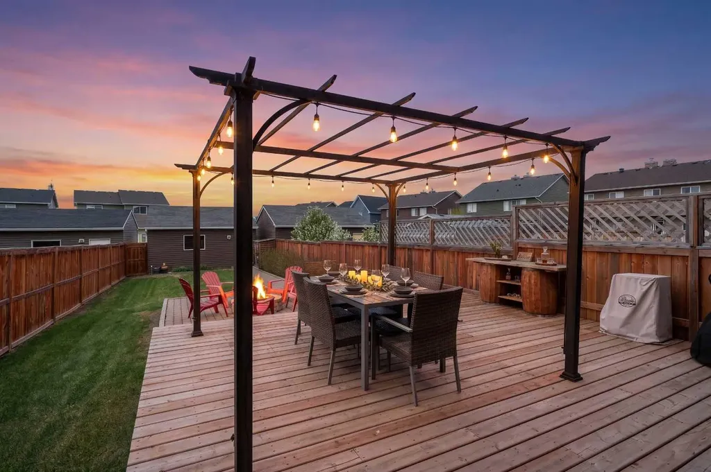 114 Auburn Meadows Avenue SE Calgary AB T3M 2E6