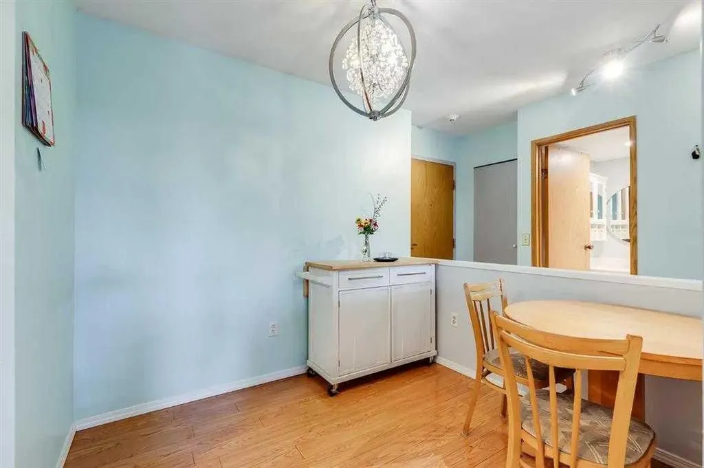 335 Garry Crescent NE Calgary AB T2K 5X1