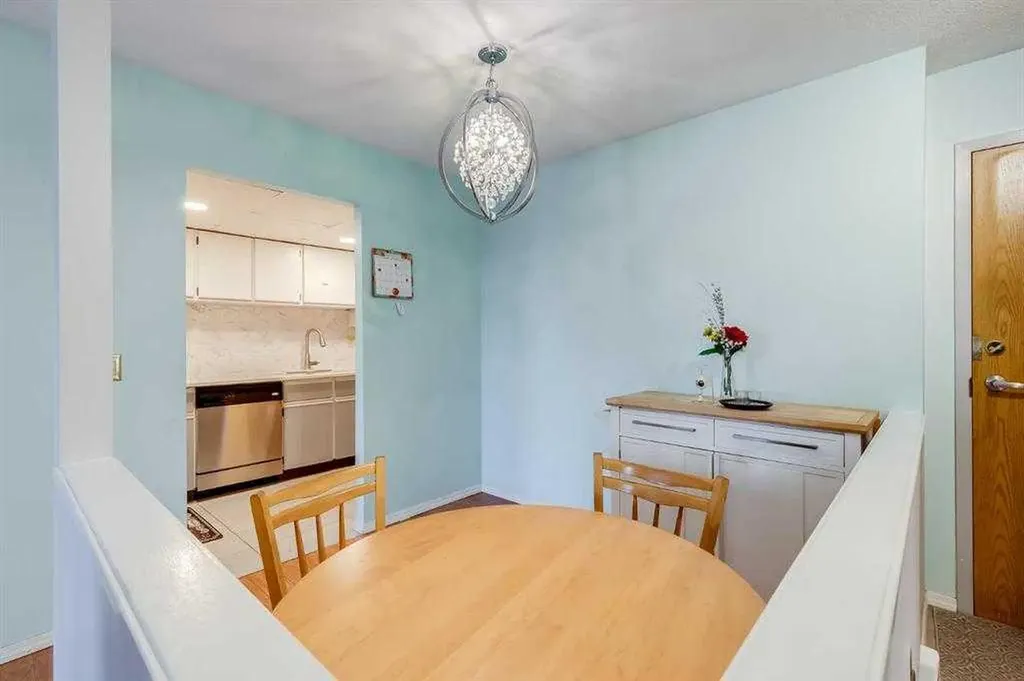 335 Garry Crescent NE Calgary AB T2K 5X1