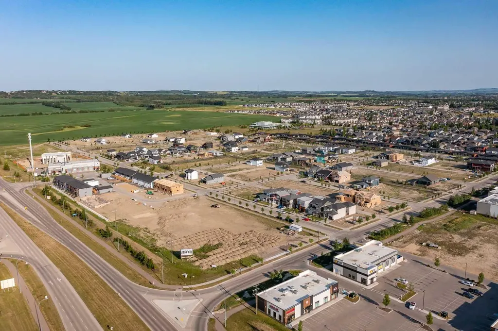 7 Tenhove Street Red Deer AB T4P 0Z2