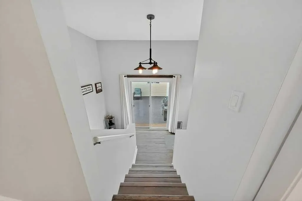 7704 23 Avenue Coleman AB T0K0M0