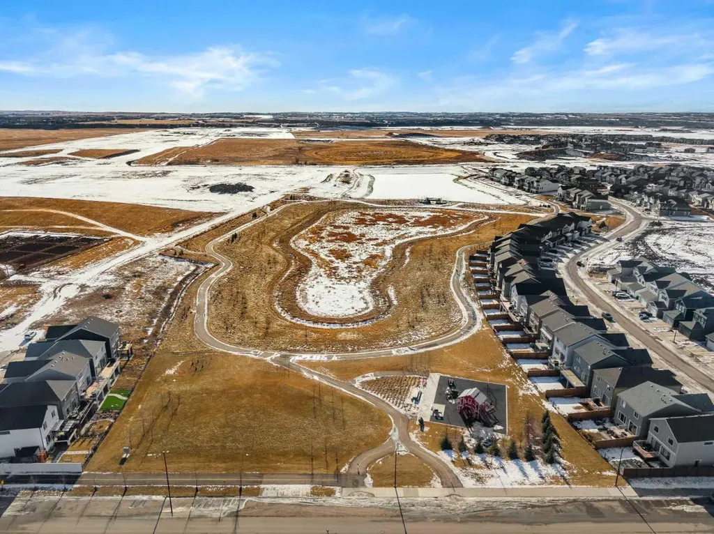 335 Heartwood Gardens SE Calgary AB T3S 0R4