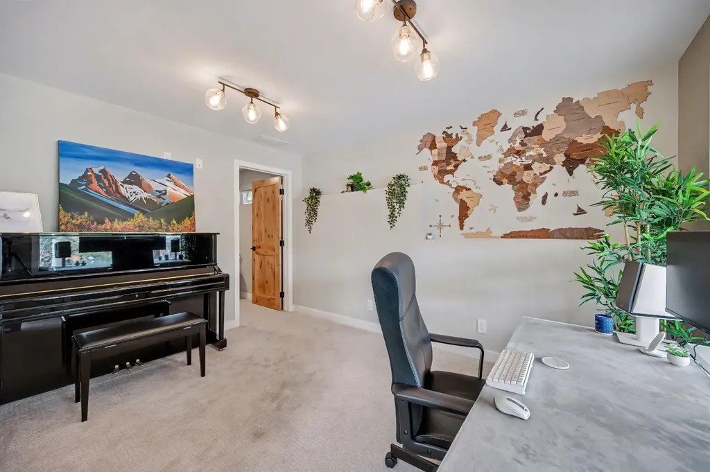 921 Lawrence Grassi Ridge Canmore AB T1W 2Z5