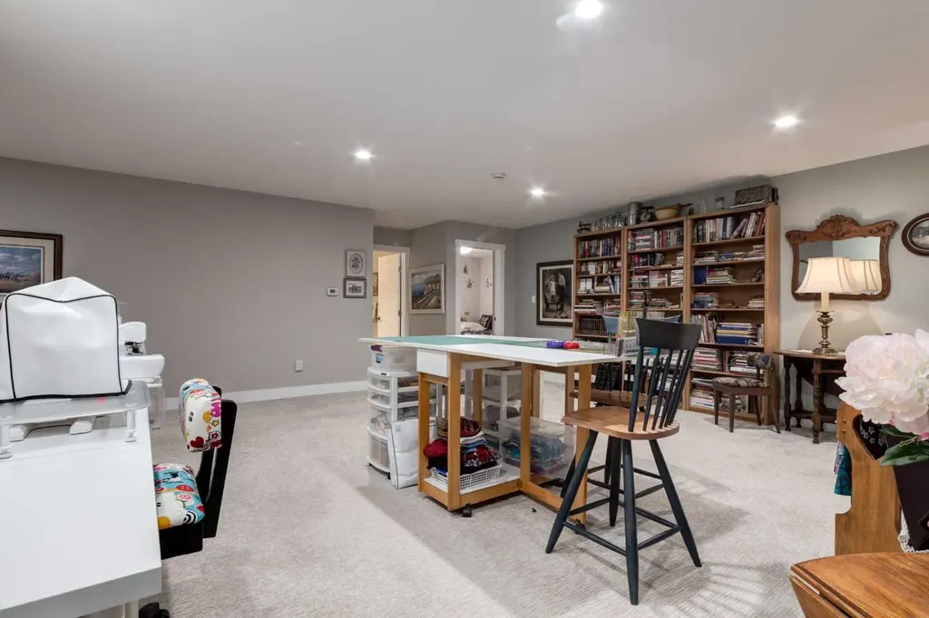 17 Westlynn Drive Claresholm AB T0L0T0
