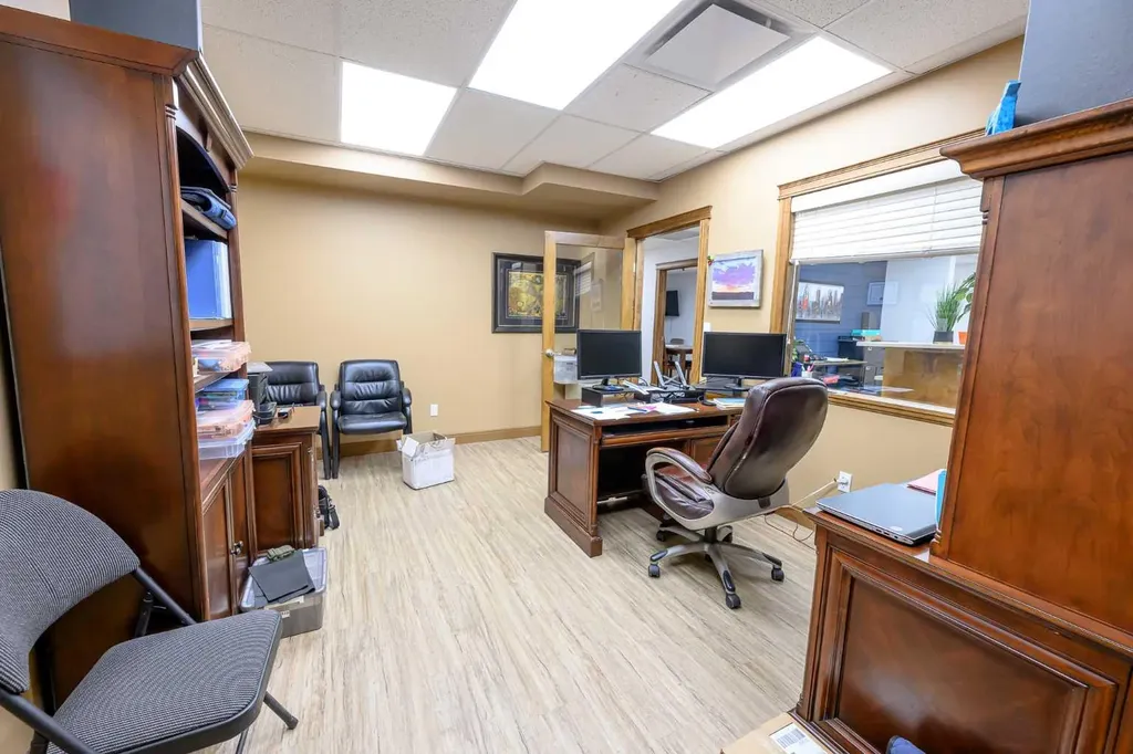 11725 105 Street Grande Prairie AB T8V8L1