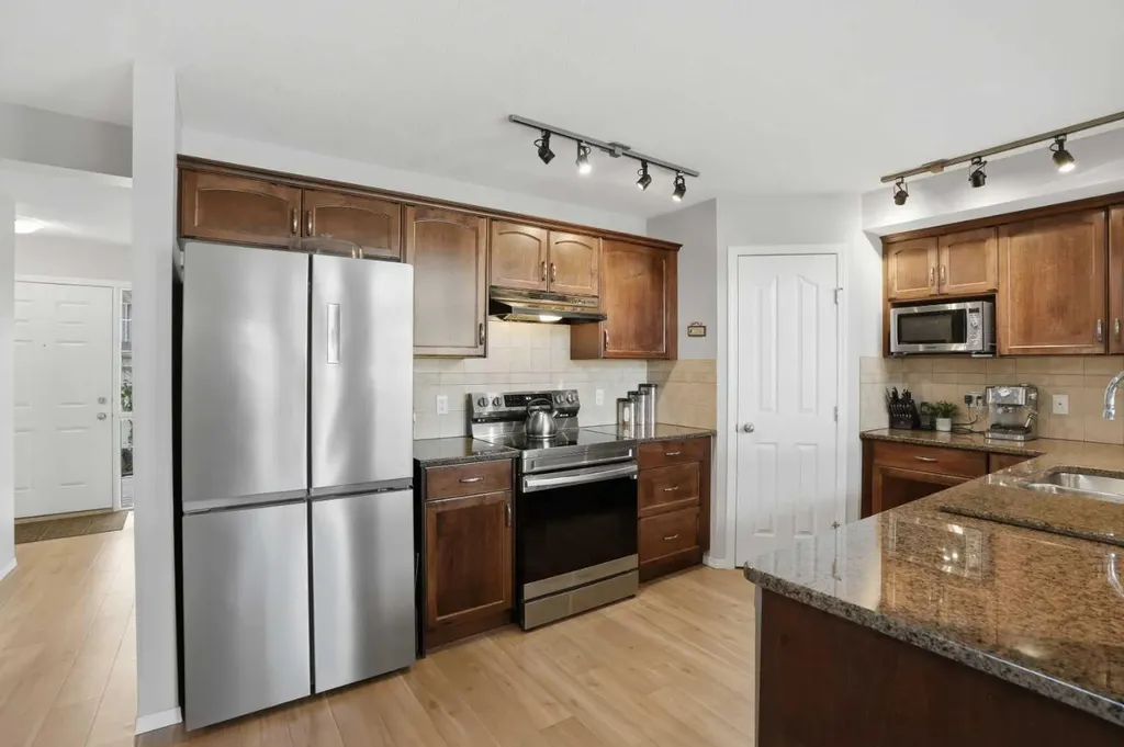 87 Bridlecrest Road SW Calgary AB T2Y5J2