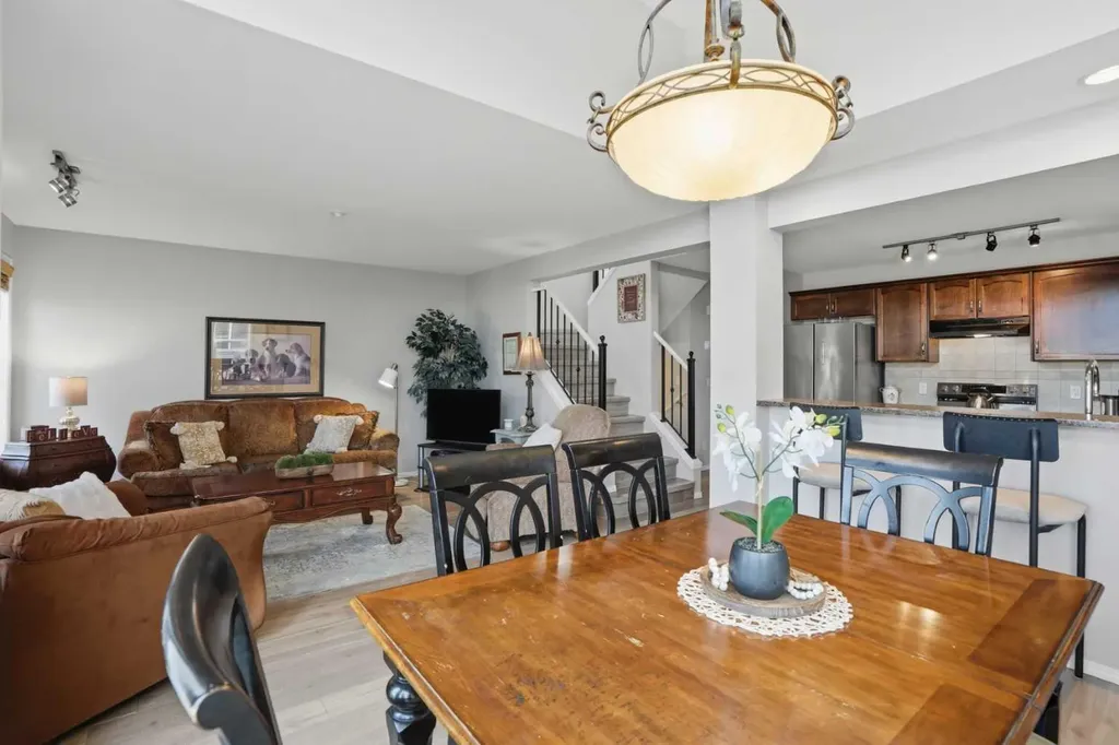 87 Bridlecrest Road SW Calgary AB T2Y5J2