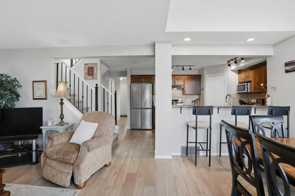 87 Bridlecrest Road SW Calgary AB T2Y5J2