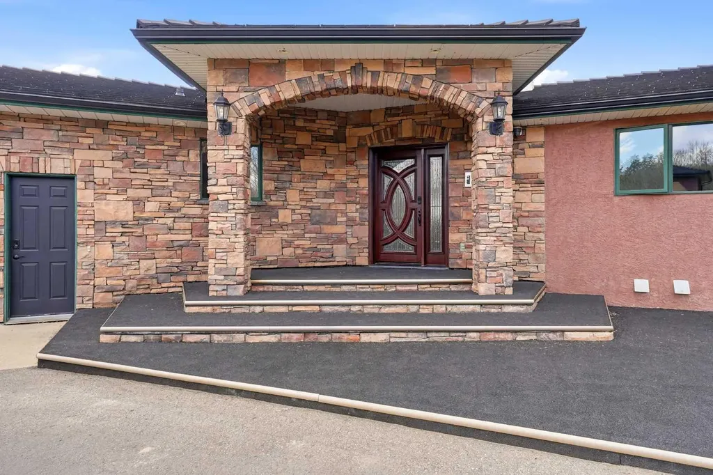 252072 Township Road 431a Rural Ponoka County AB T4J 1R1
