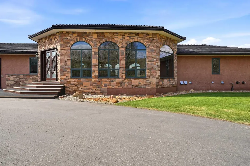 252072 Township Road 431a Rural Ponoka County AB T4J 1R1
