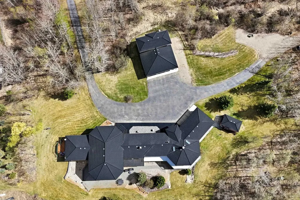 252072 Township Road 431a Rural Ponoka County AB T4J 1R1