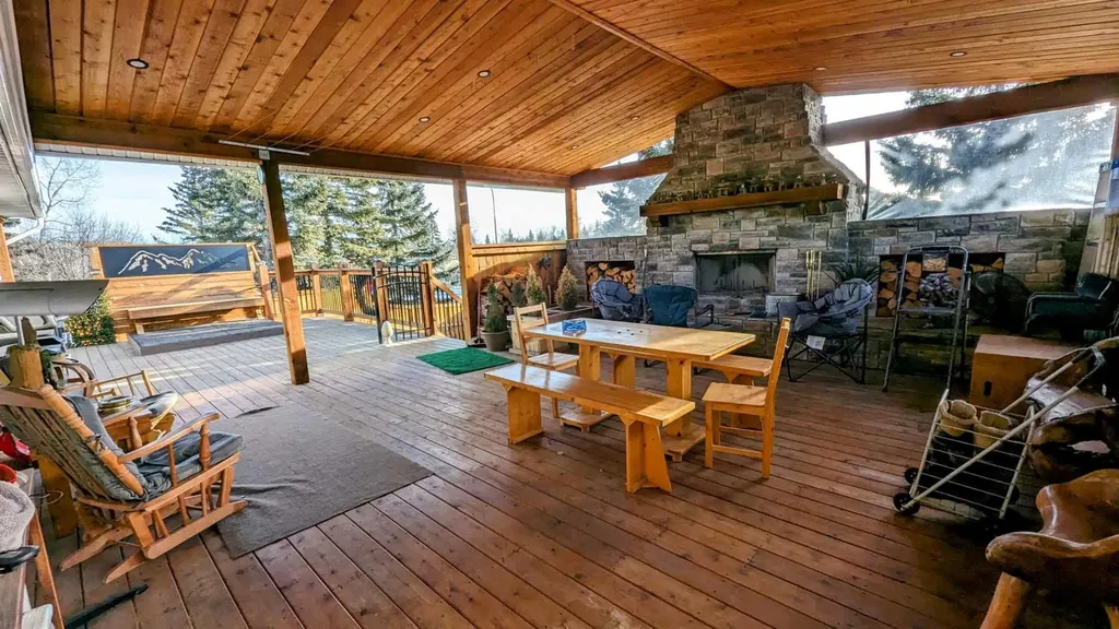 108 Glendale Place Cochrane AB T4C 1H8