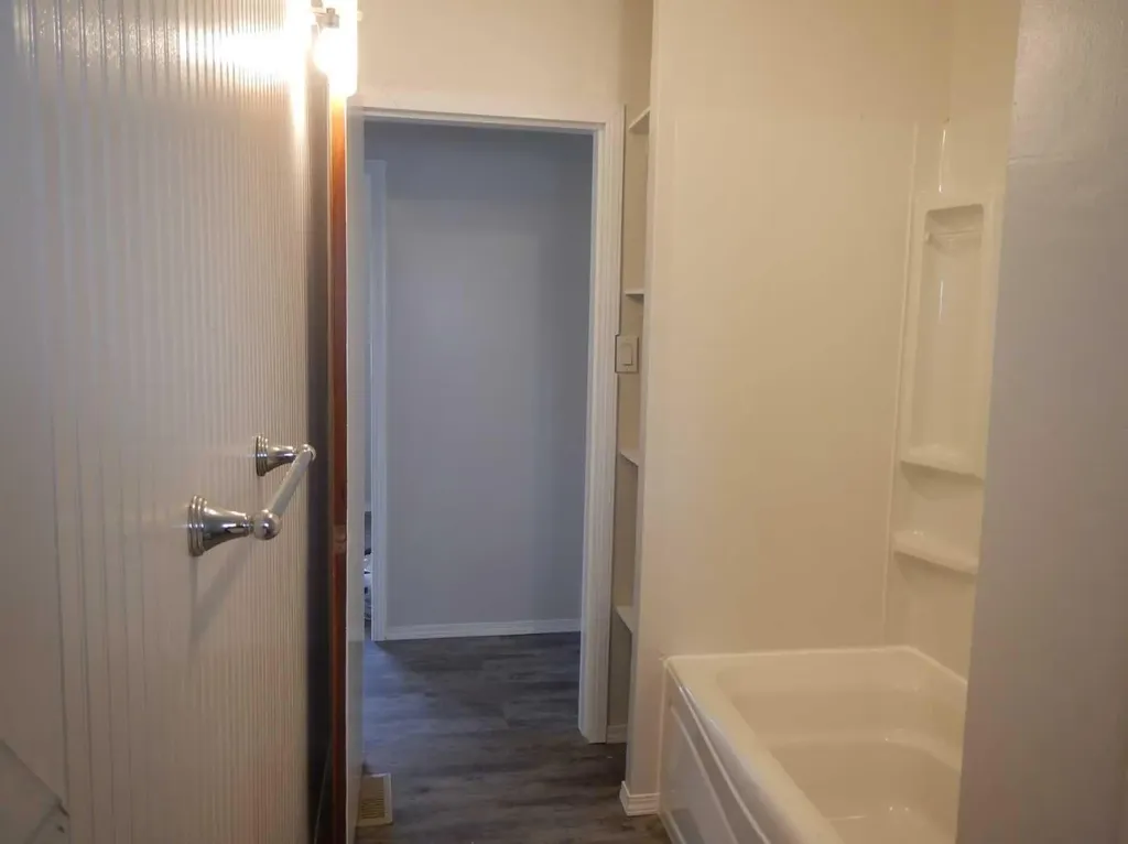 10829 106 Avenue Fairview AB T0H1L0