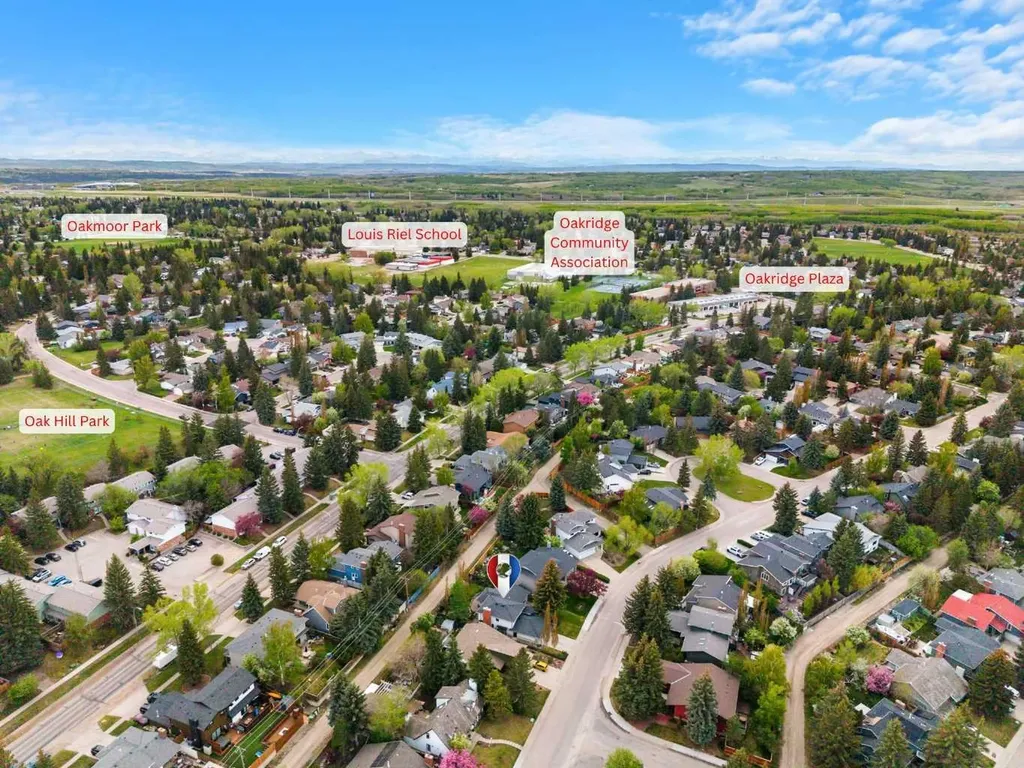 855 Oakside Circle SW Calgary AB T2V 4P5