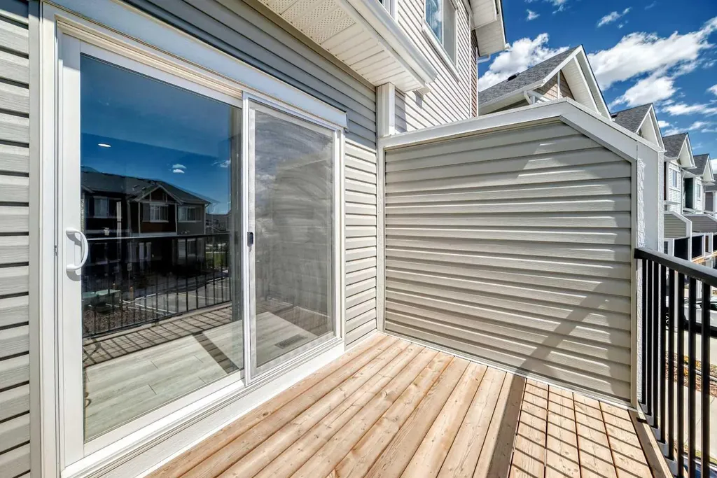 102 Tuscany Summit Square NW Calgary AB T3L 0G1