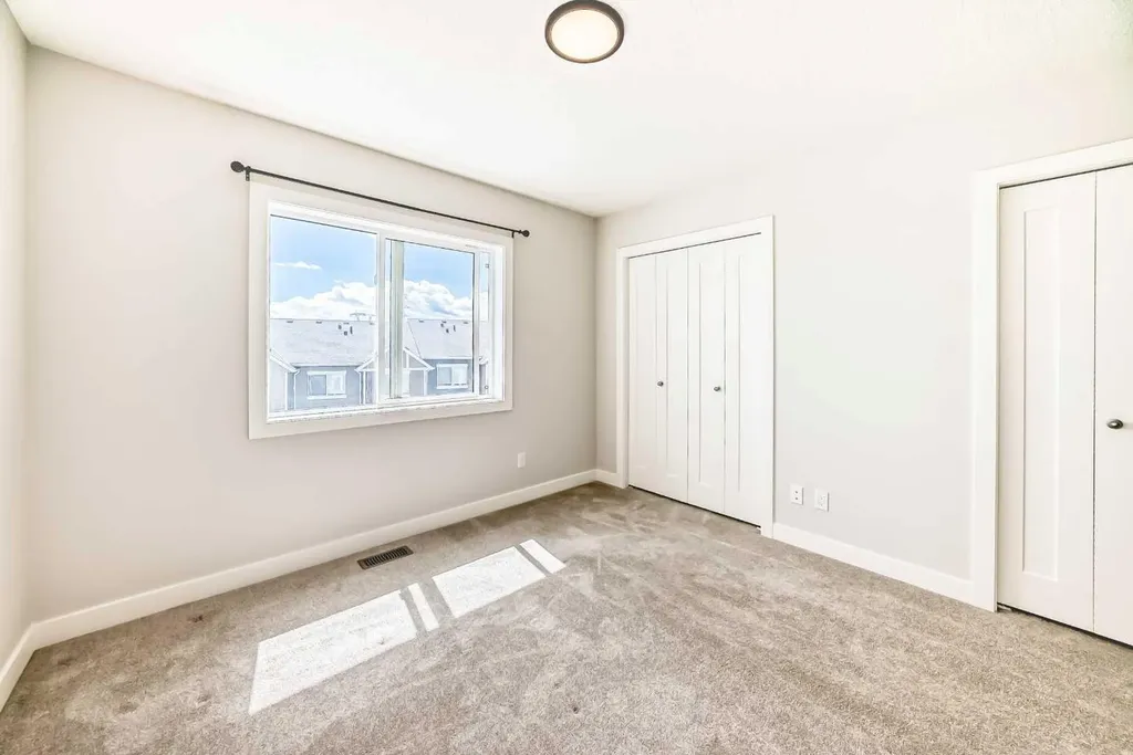 102 Tuscany Summit Square NW Calgary AB T3L 0G1