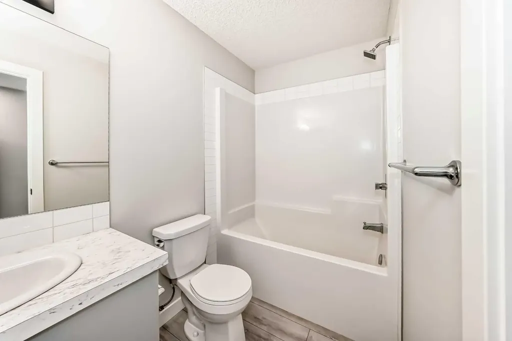 102 Tuscany Summit Square NW Calgary AB T3L 0G1