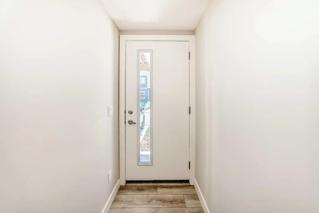 102 Tuscany Summit Square NW Calgary AB T3L 0G1