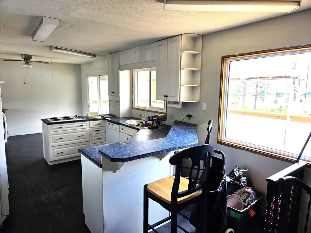 5039 56 Street E Innisfail AB T4G 1R3