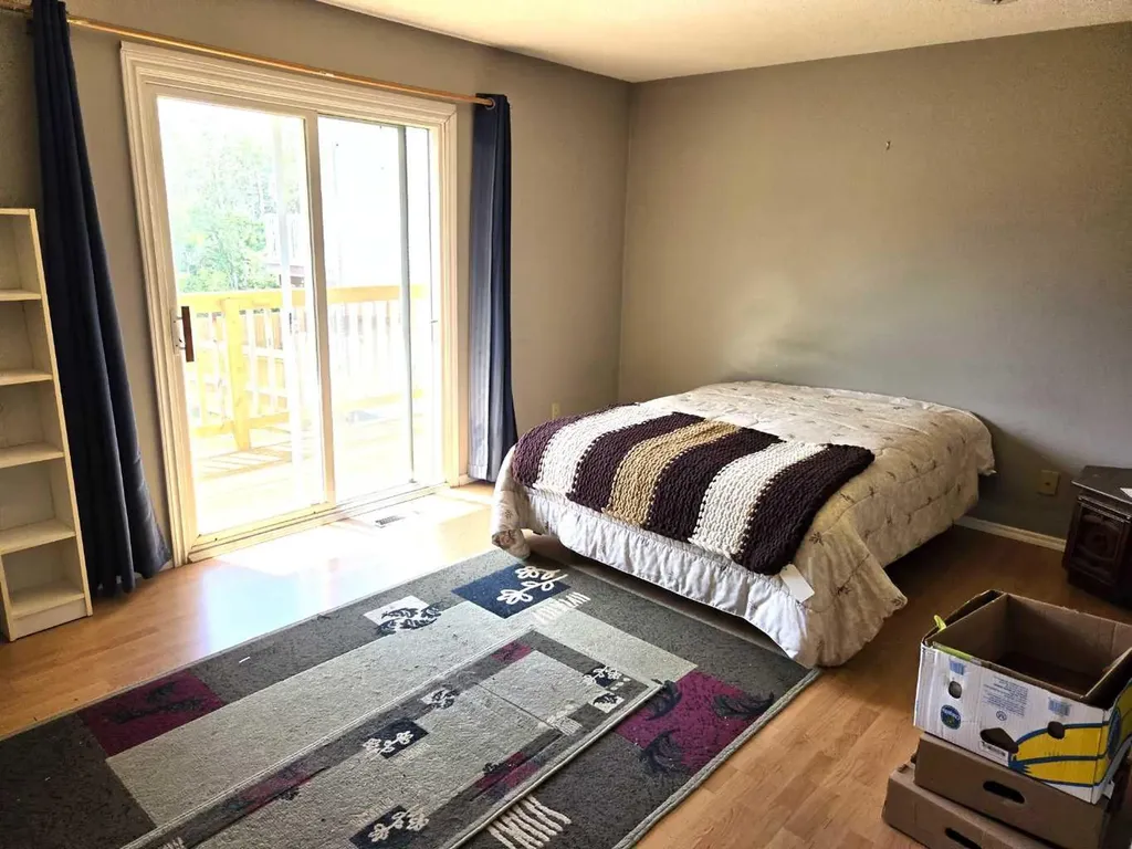 5039 56 Street E Innisfail AB T4G 1R3