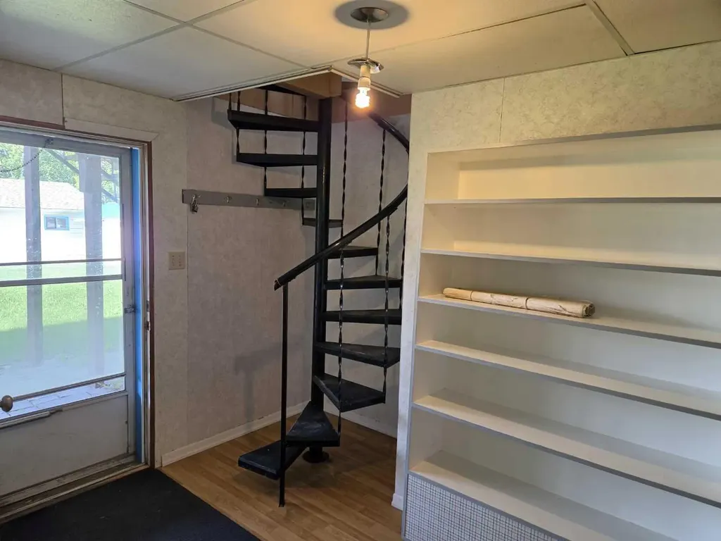 5039 56 Street E Innisfail AB T4G 1R3