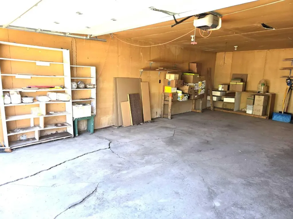 5039 56 Street E Innisfail AB T4G 1R3