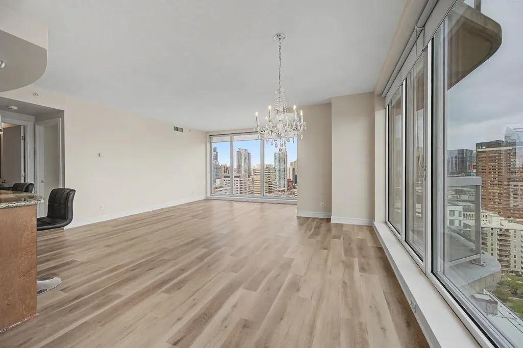 817 15 Avenue SW Calgary AB T2R 0H8