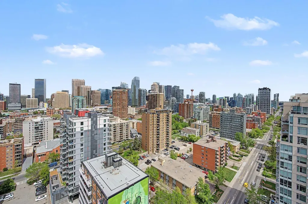 817 15 Avenue SW Calgary AB T2R 0H8