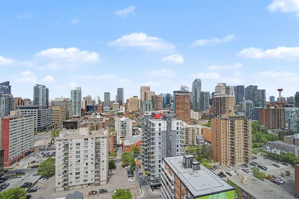 817 15 Avenue SW Calgary AB T2R 0H8
