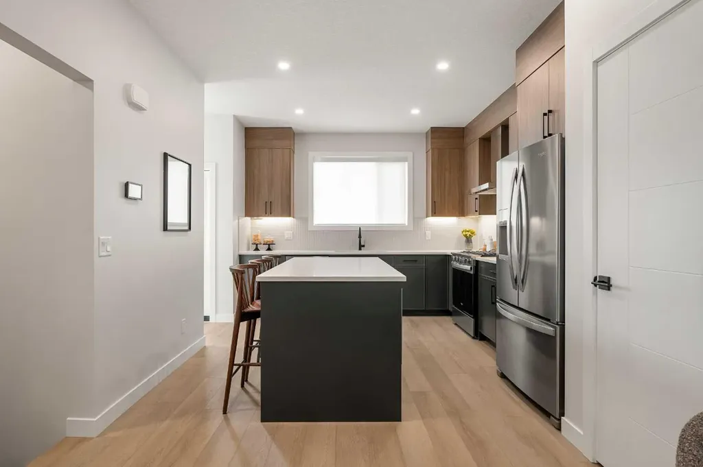 14410 15 Street NE Calgary AB T3P 2T1