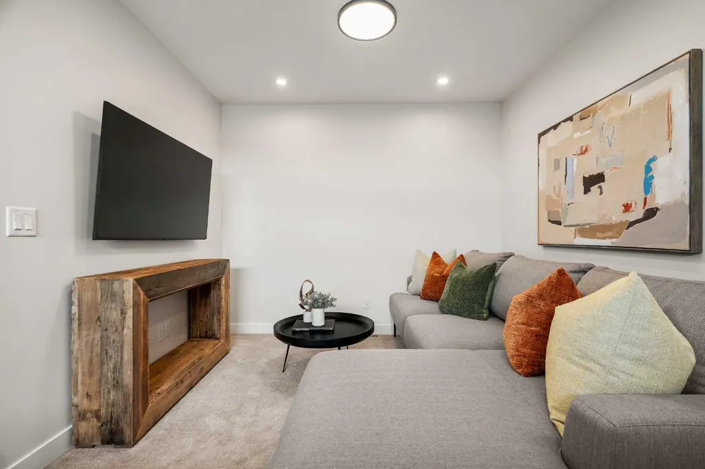 14410 15 Street NE Calgary AB T3P 2T1