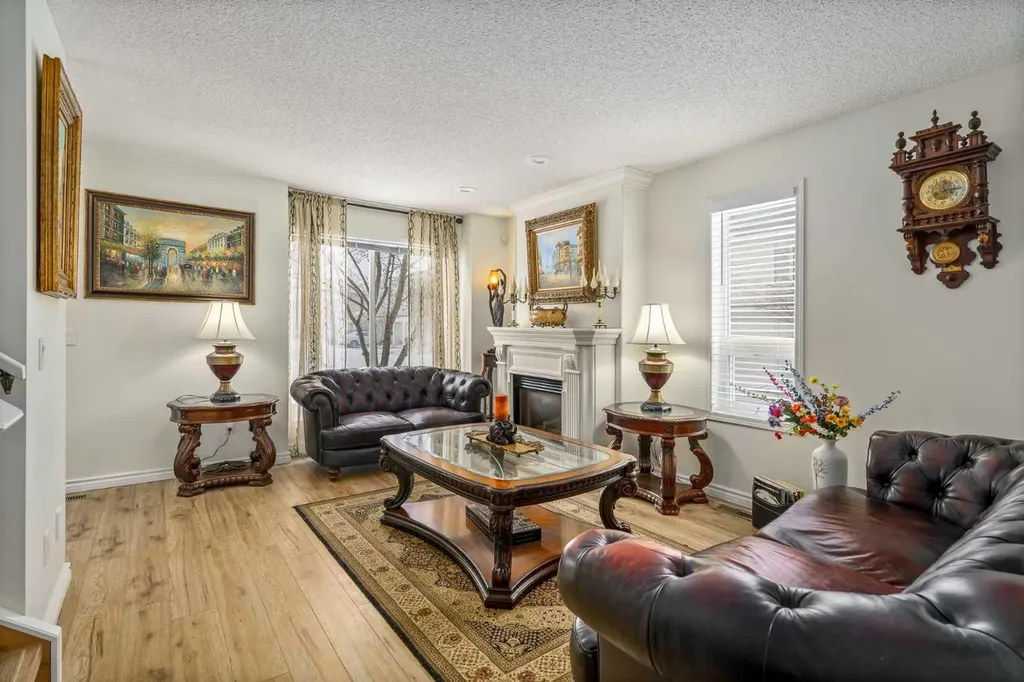 76 Sunlake Gardens SE Calgary AB T2X 3G4